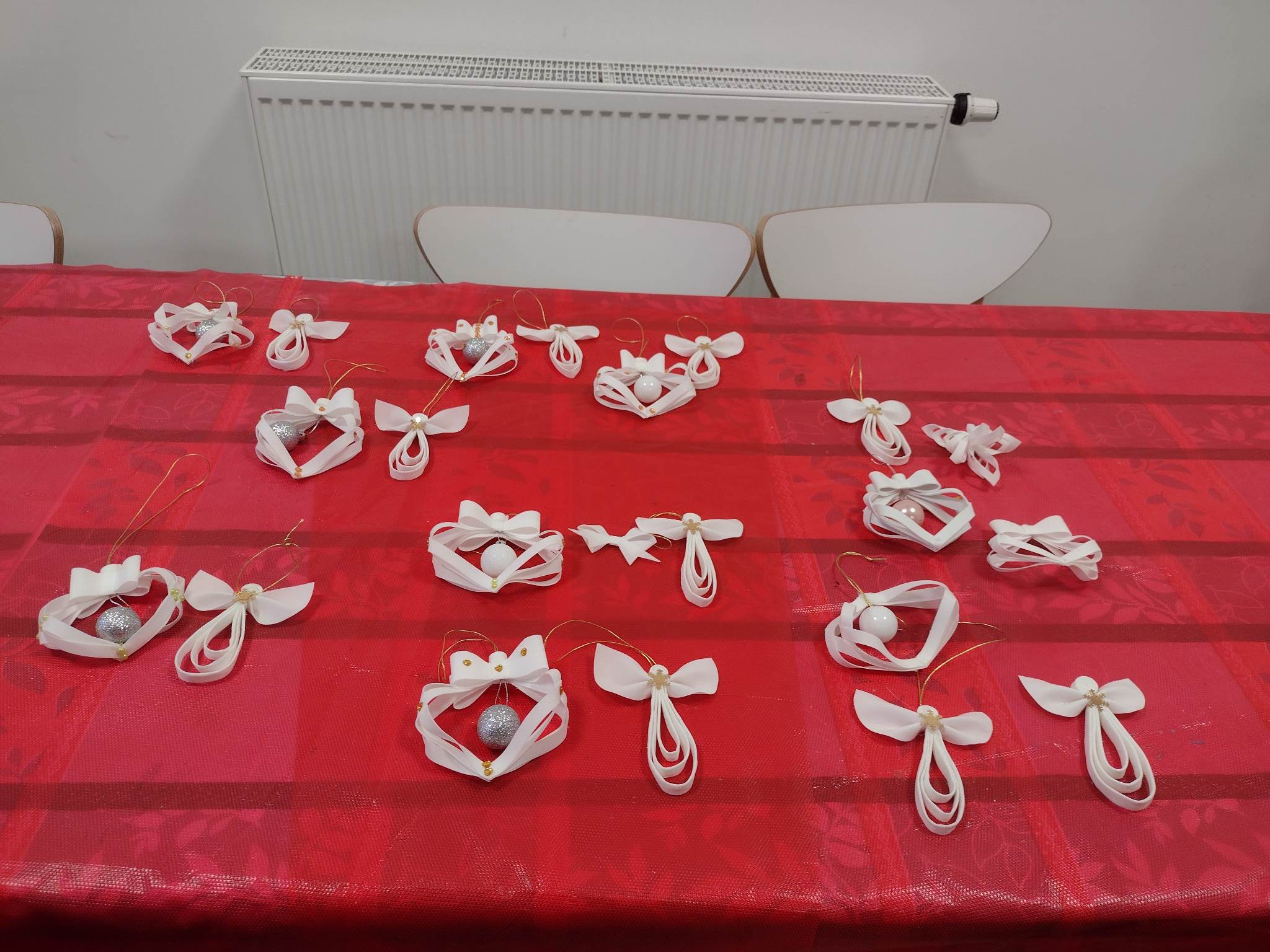 Warsztaty Tworzenia Ozdób w Majdanie Ostrowskim